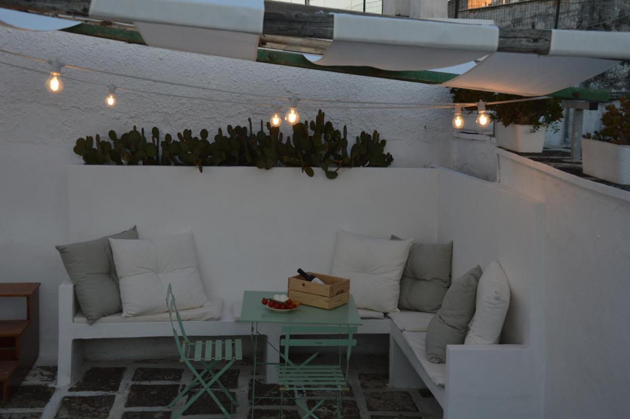 Ostuni 21Mqsuitehomes, Appartamento Con Mini Piscina Privata, Appartamenti Con Vasca Idromassaggio & Appartamenti Standard Kültér fotó