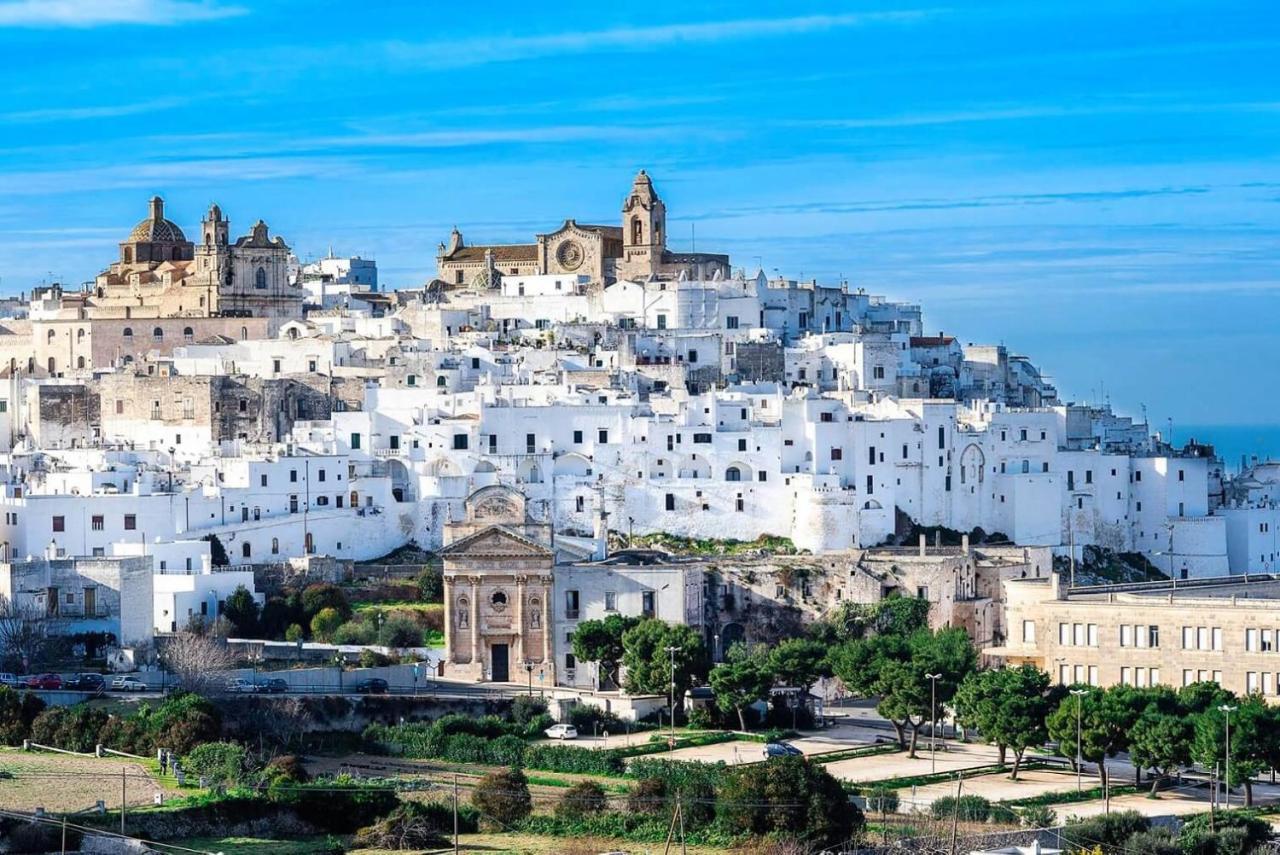 Ostuni 21Mqsuitehomes, Appartamento Con Mini Piscina Privata, Appartamenti Con Vasca Idromassaggio & Appartamenti Standard Kültér fotó
