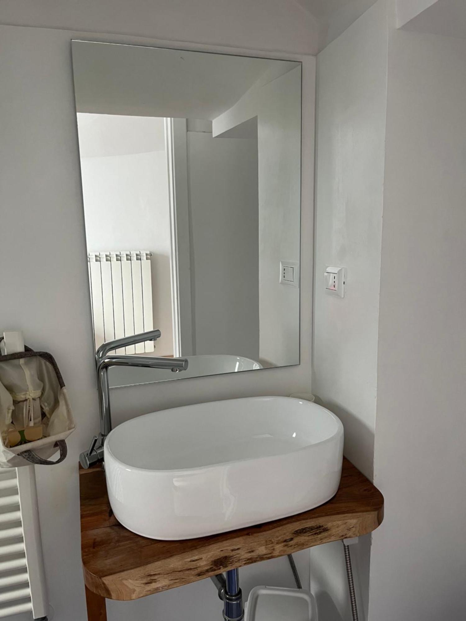 Ostuni 21Mqsuitehomes, Appartamento Con Mini Piscina Privata, Appartamenti Con Vasca Idromassaggio & Appartamenti Standard Kültér fotó