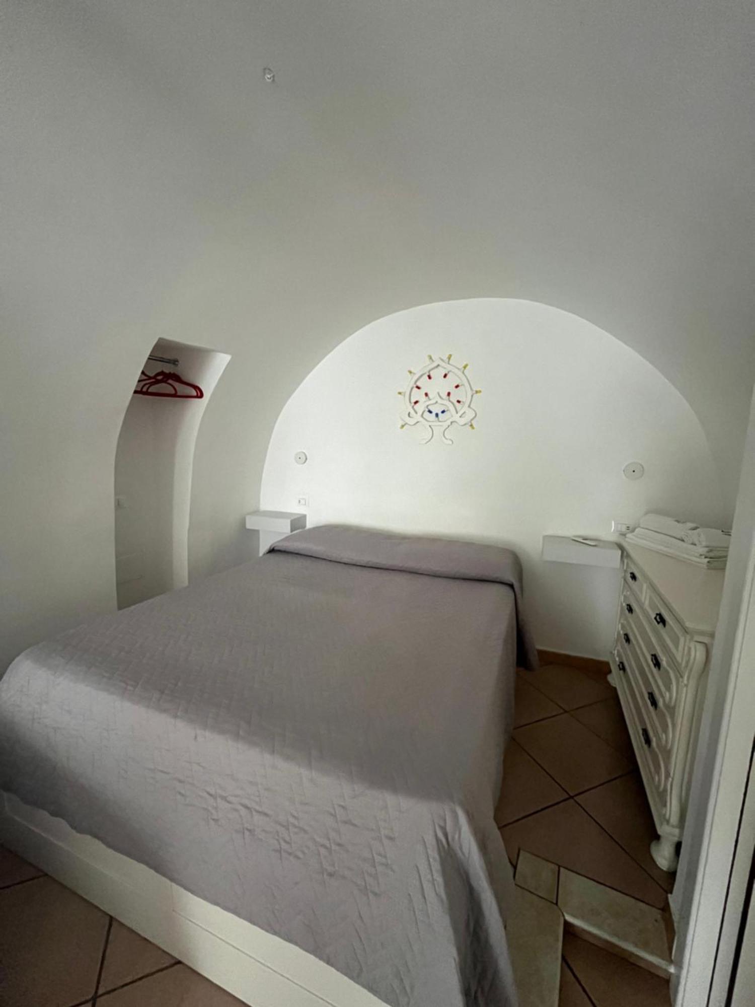 Ostuni 21Mqsuitehomes, Appartamento Con Mini Piscina Privata, Appartamenti Con Vasca Idromassaggio & Appartamenti Standard Kültér fotó