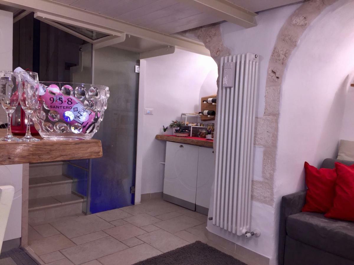 Ostuni 21Mqsuitehomes, Appartamento Con Mini Piscina Privata, Appartamenti Con Vasca Idromassaggio & Appartamenti Standard Kültér fotó