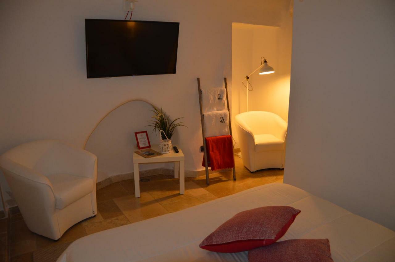 Ostuni 21Mqsuitehomes, Appartamento Con Mini Piscina Privata, Appartamenti Con Vasca Idromassaggio & Appartamenti Standard Kültér fotó