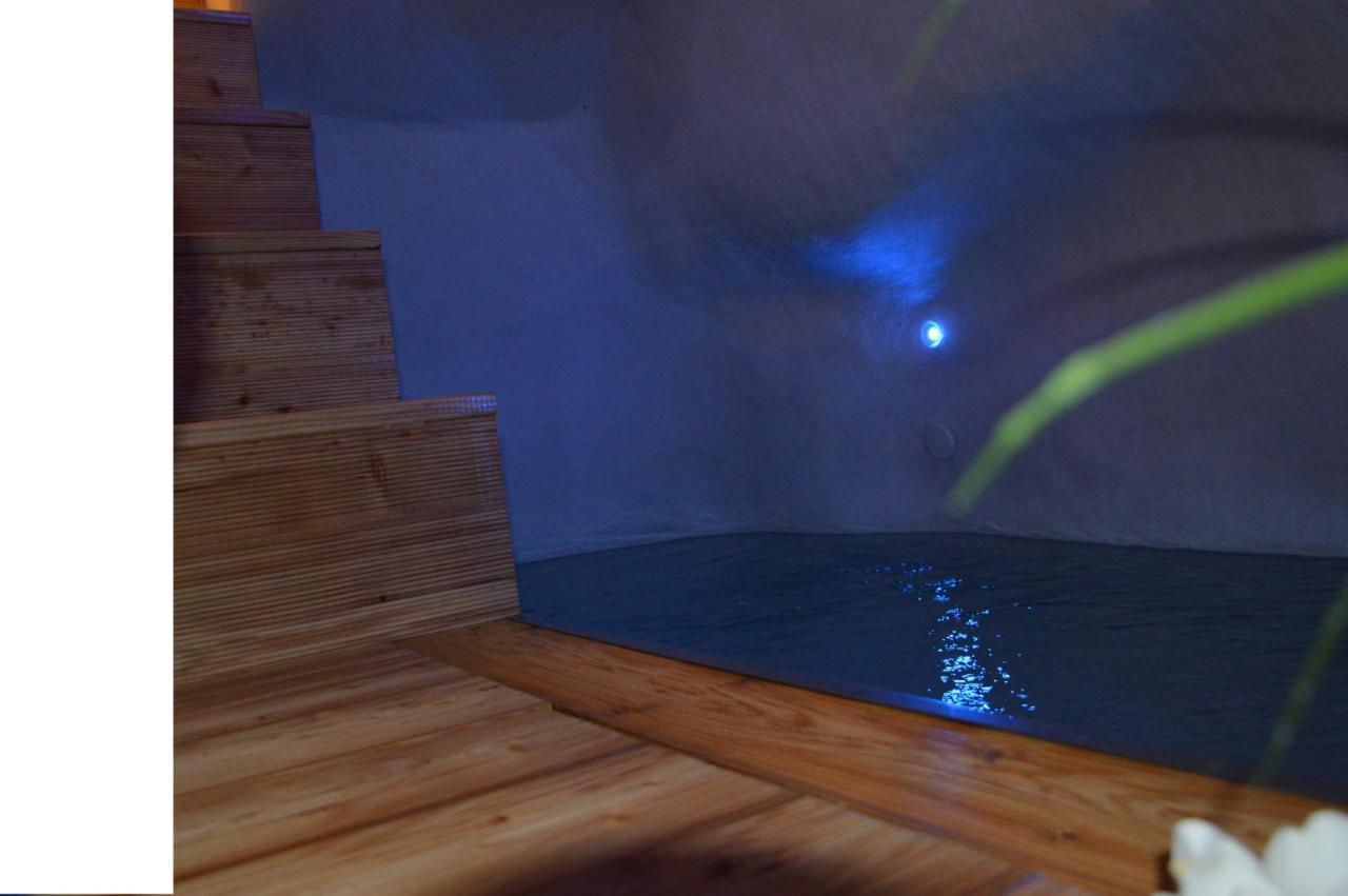 Ostuni 21Mqsuitehomes, Appartamento Con Mini Piscina Privata, Appartamenti Con Vasca Idromassaggio & Appartamenti Standard Kültér fotó